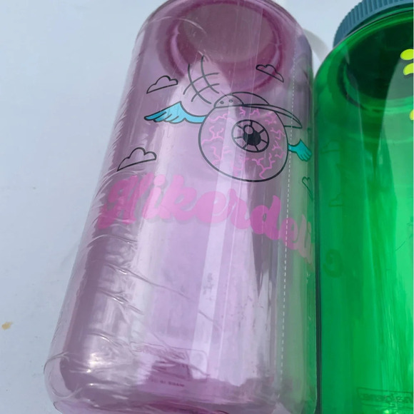 NWT Urban Outfitters Hikerdelic Wide Mouth Nalgene Water Bottle - Picture 4 of 9